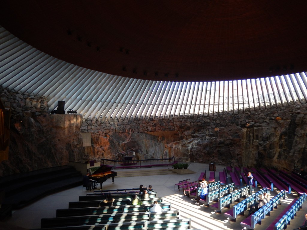 balcony rock church